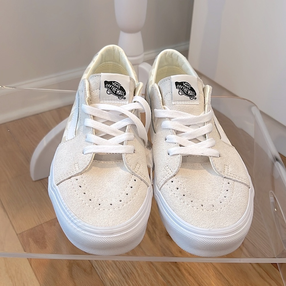 Vans Cream and White Checkered Sneakers - Picture 2 of 6